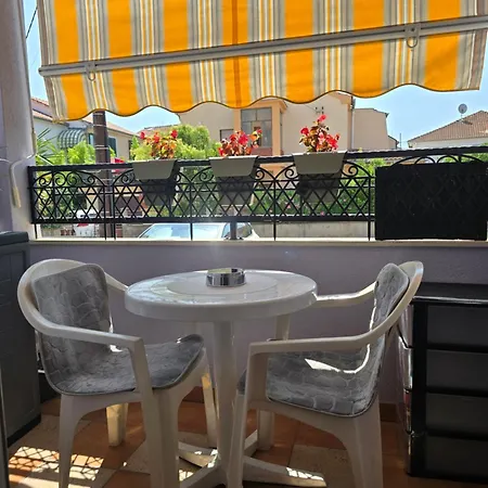 Valent-fast Wifi, Free Parking,balcony,near The 아파트 자다르