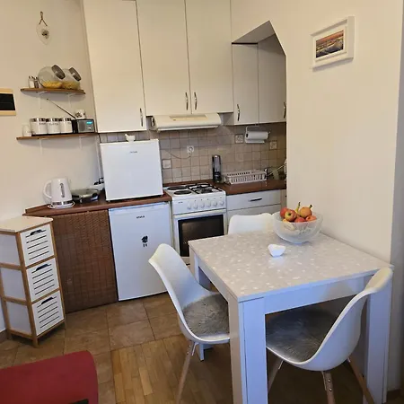 Appartement Valent-fast Wifi, Free Parking,balcony,near The Zadar